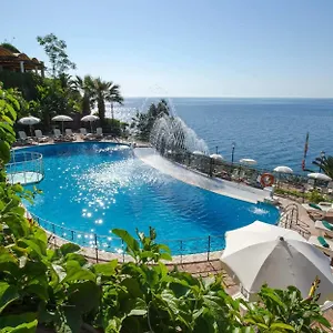4* מלון Baia Taormina &